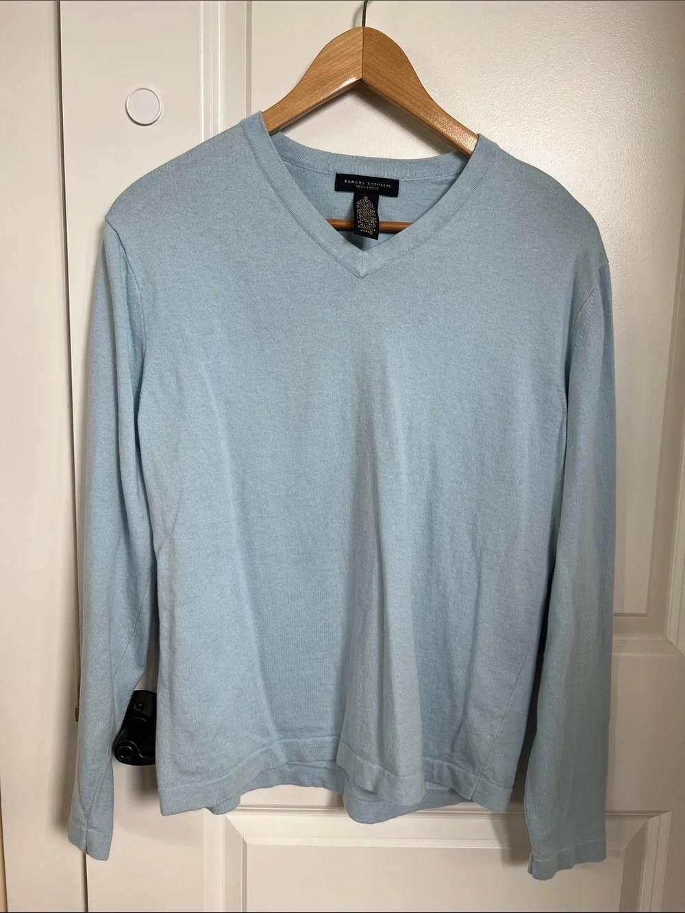 Banana Republic luxe V neck silk cashmere blend Sweater